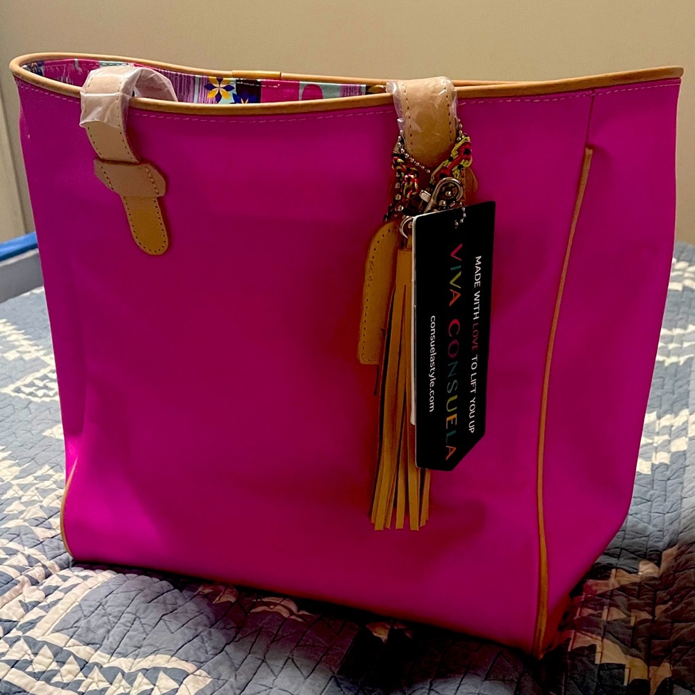 Gently Used Pink Consuela bag ✨